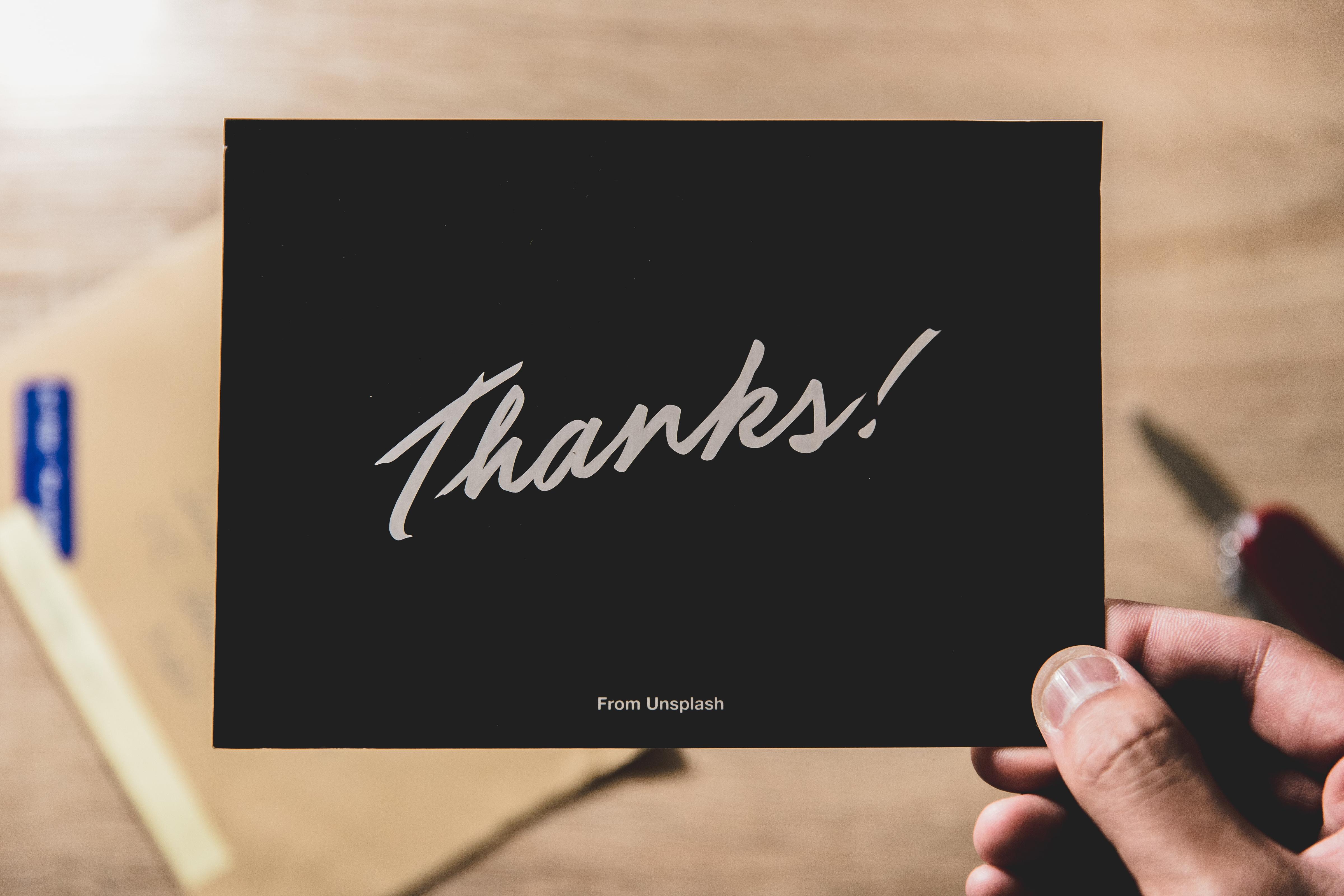 8 Ways to Properly Thank Your Wedding Vendors