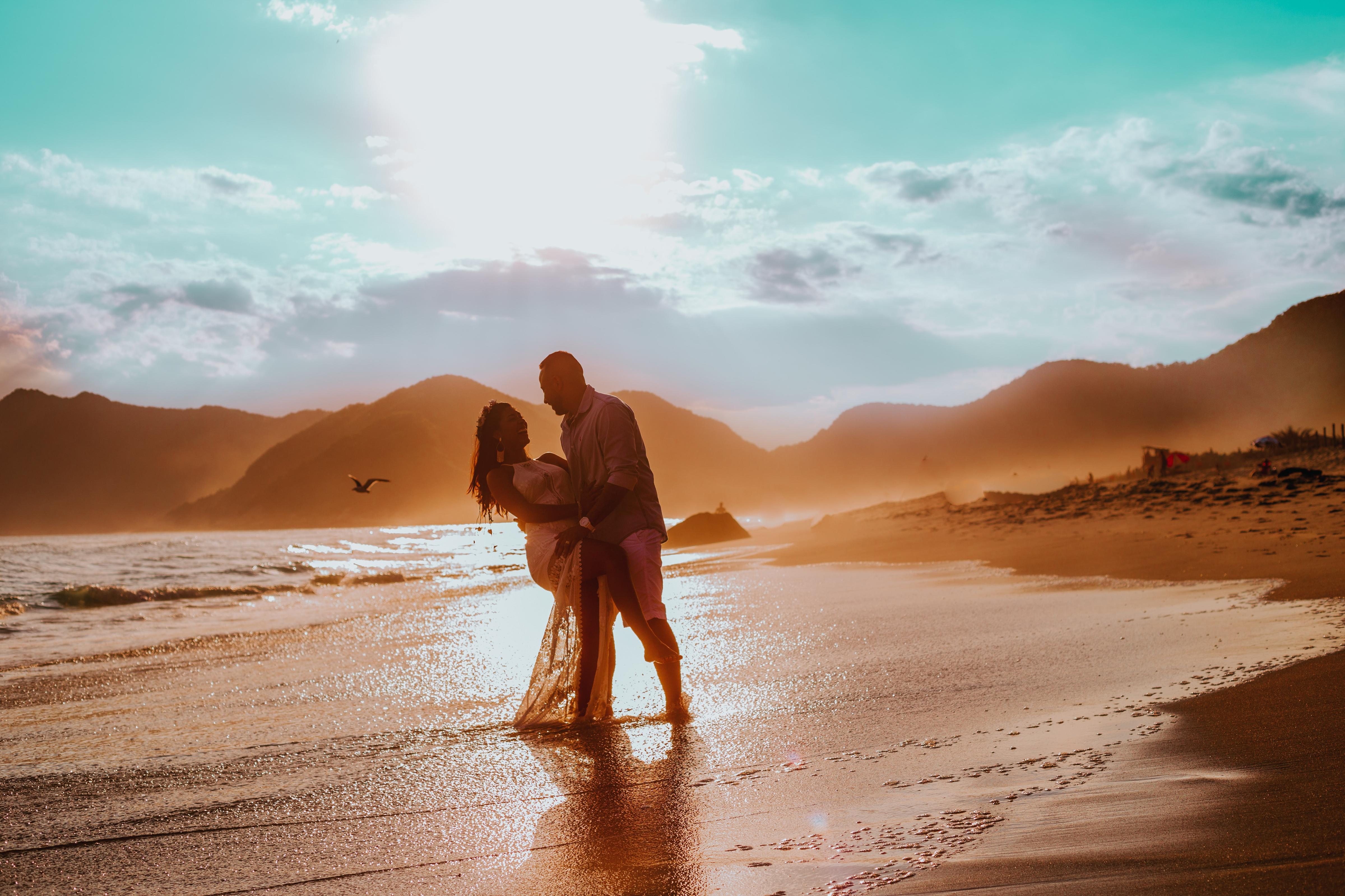 Breezy Bridal Wear Inspiration For The Perfect Summer Wedding