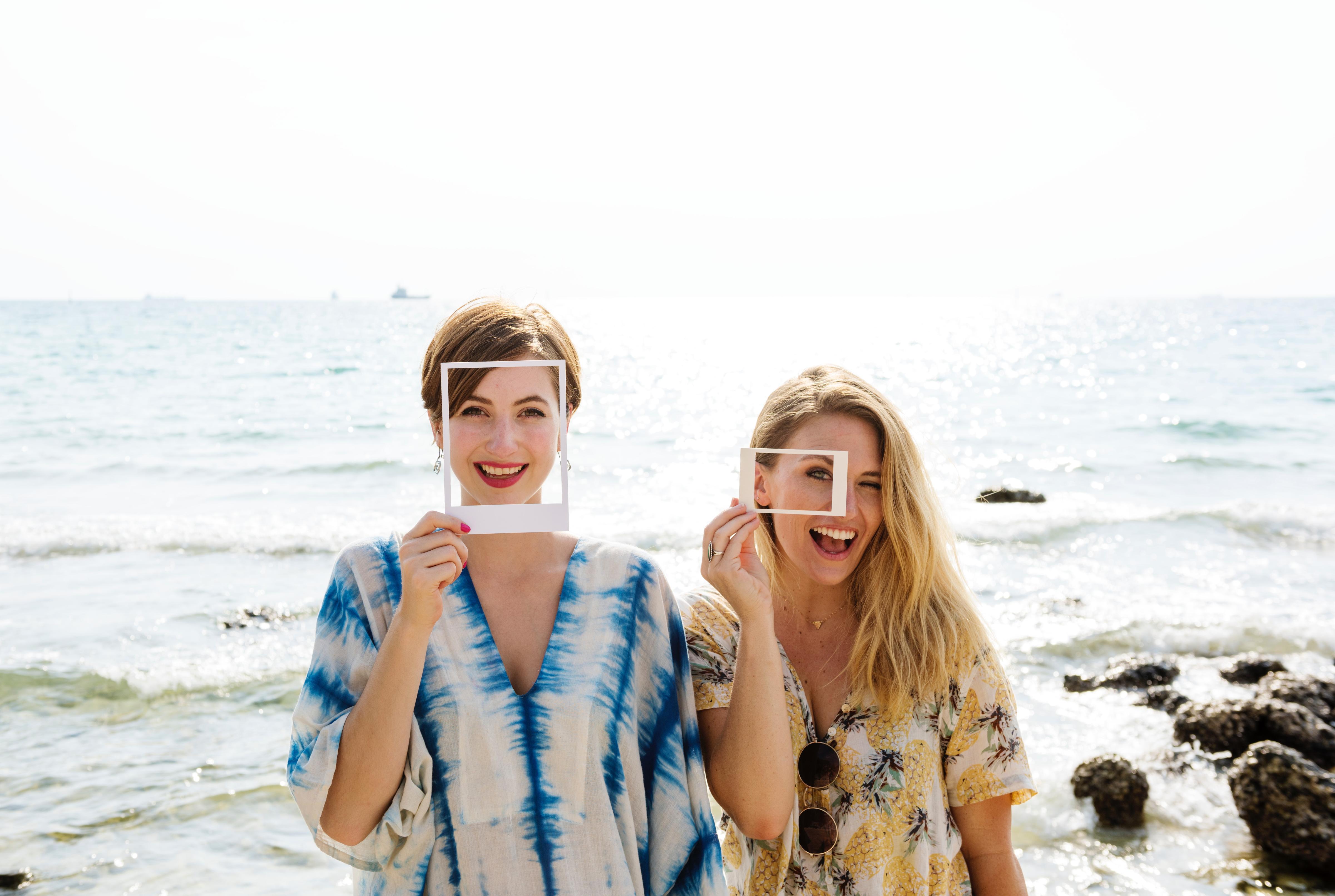The 5 Stages of "Your Best Friend's Getting Married" Grief