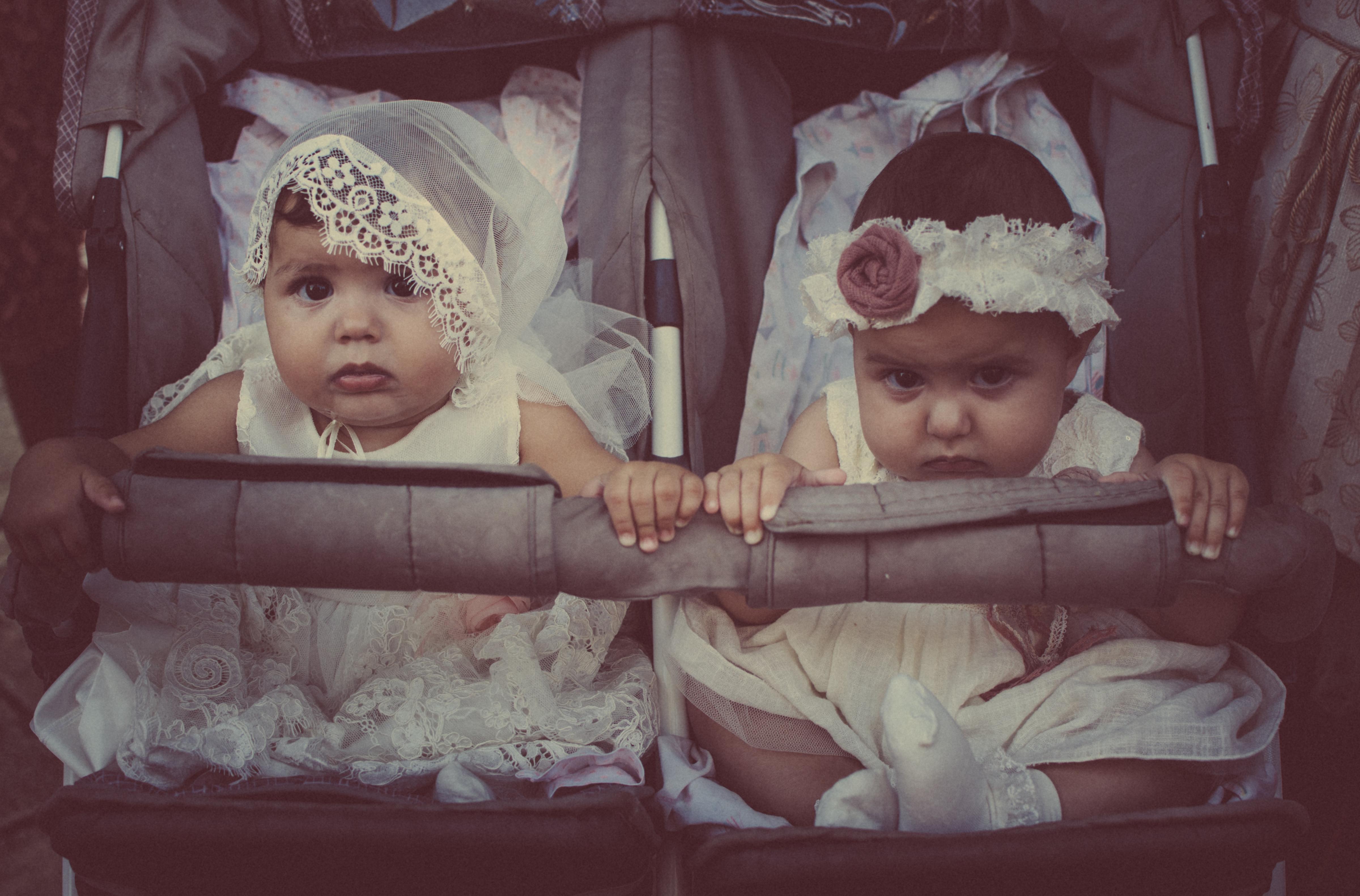 How to Handle the Kids-at-Weddings Question