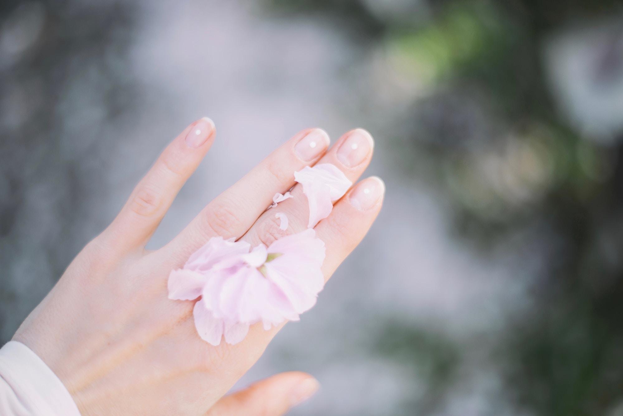 Here's How to Honor Your Parent Who Can't Be With You On the Big Day