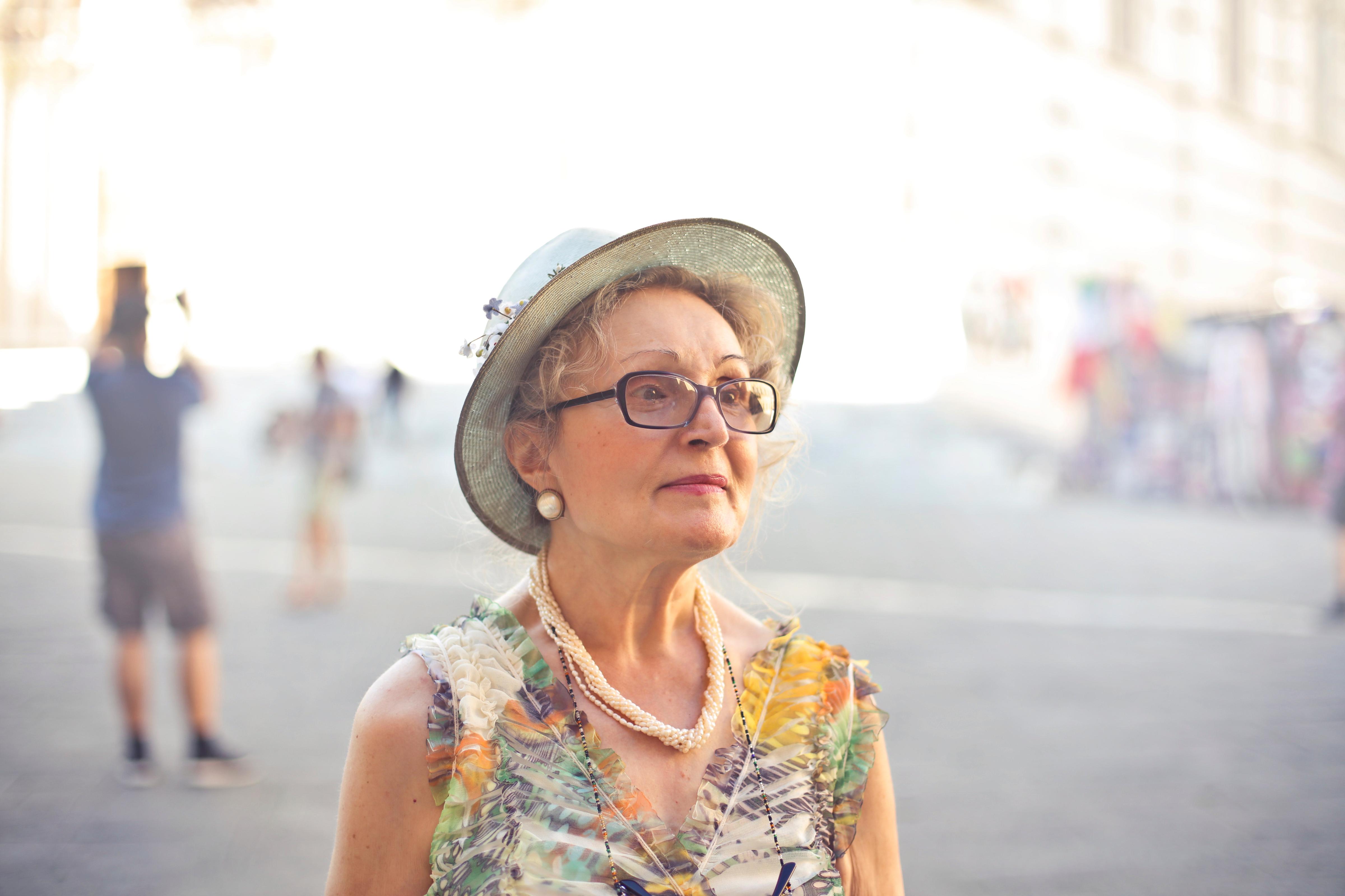 8 Signs Your Future Mother-In-Law is NOT Your Biggest Fan