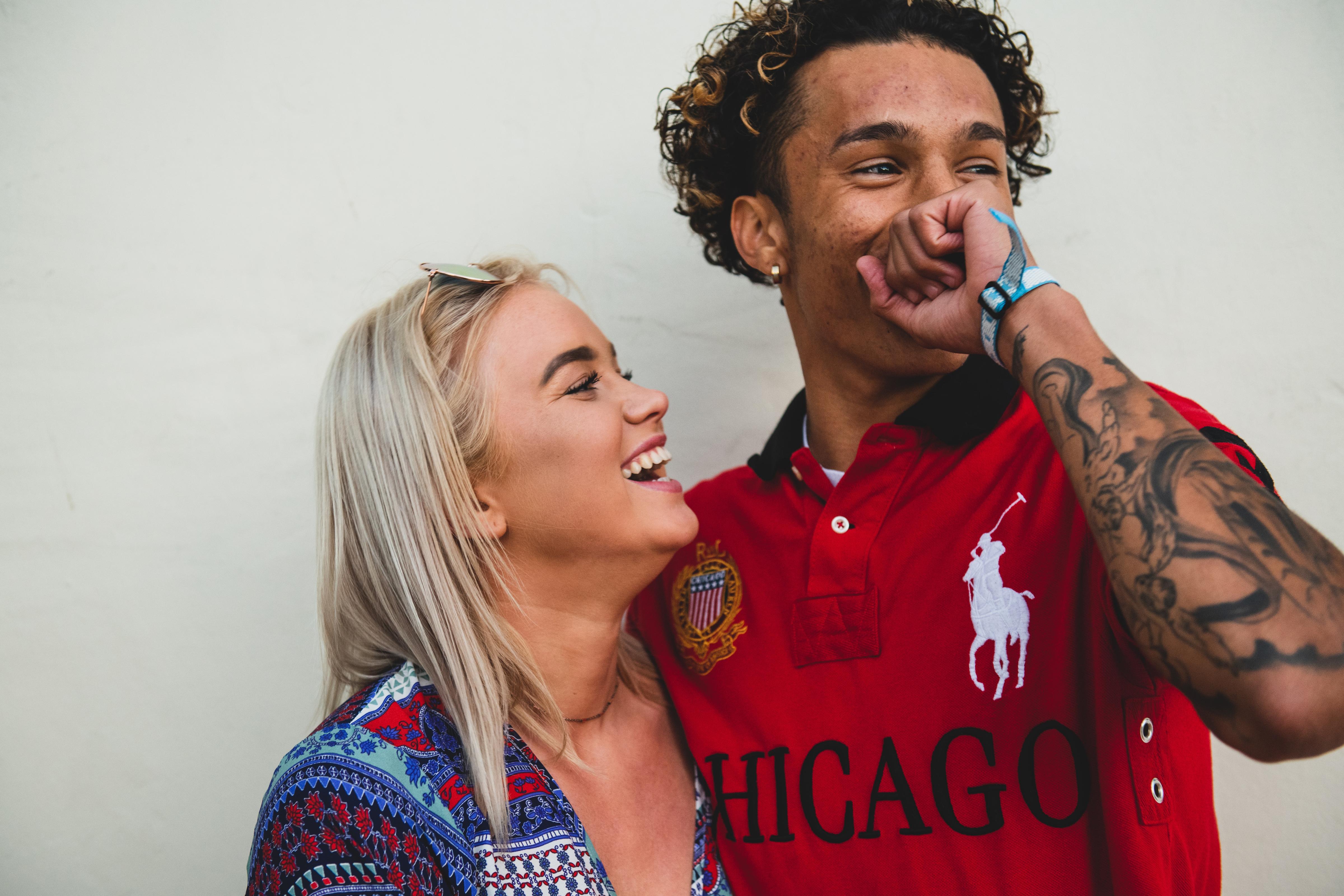 6 Common Annoying Habits That Drive Your Partner (And You!) Crazy