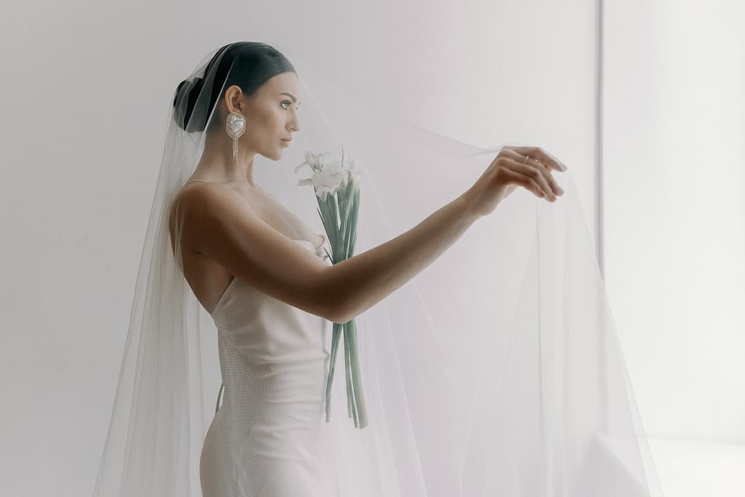 Bridal Portraits in Toronto by Astora Studio Wedding Photography photo 4
