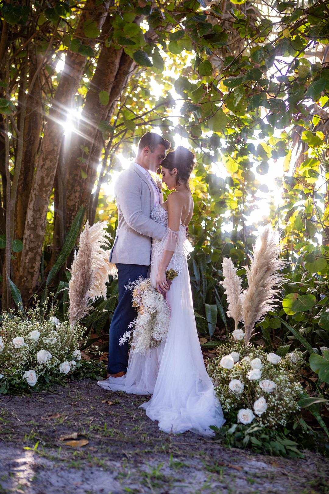 Sunset Elopement in Siesta Key by Janelle Chuckran