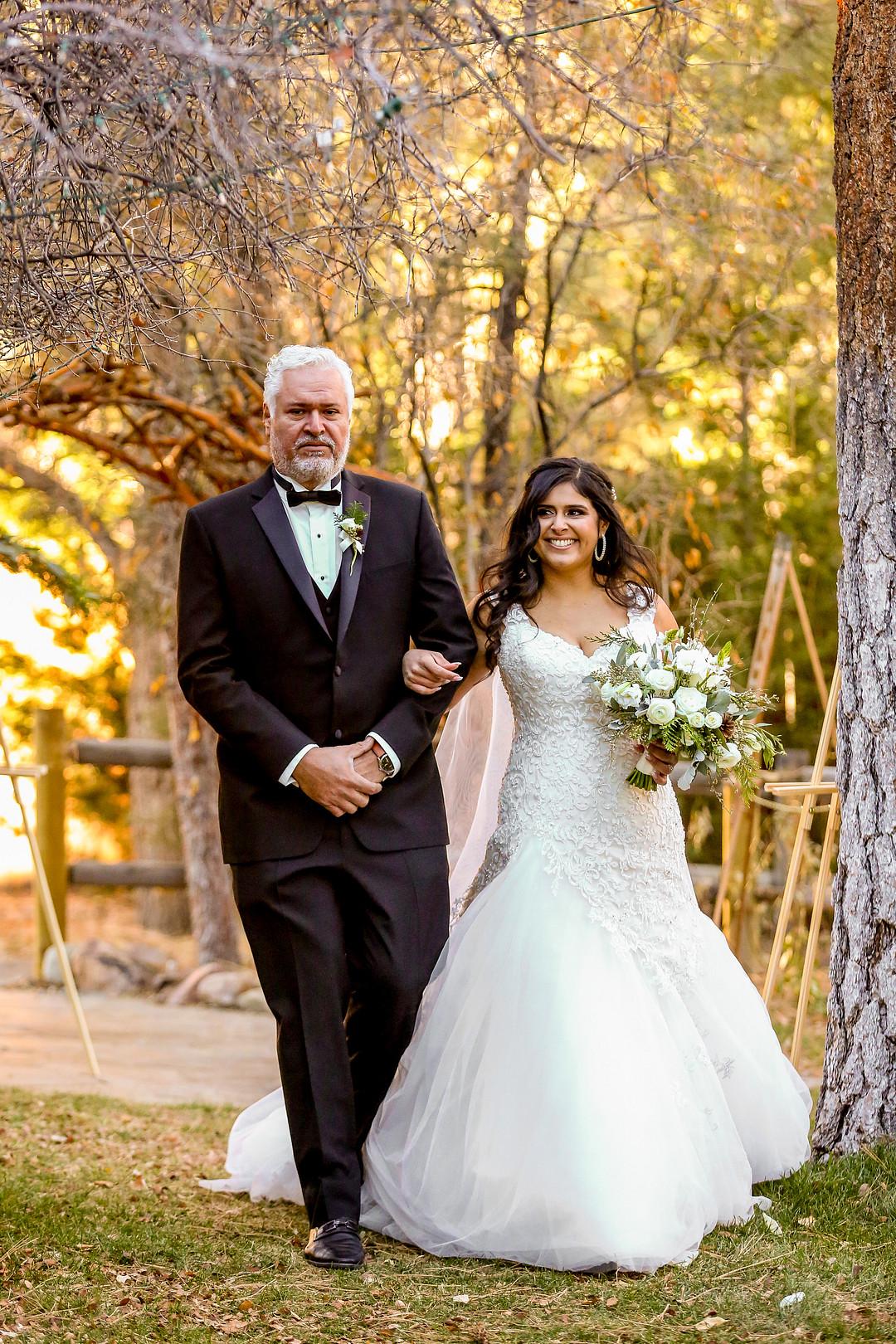 Intimate Wedding Rustic in Big Bear Lake by Edna Eudave photo 2