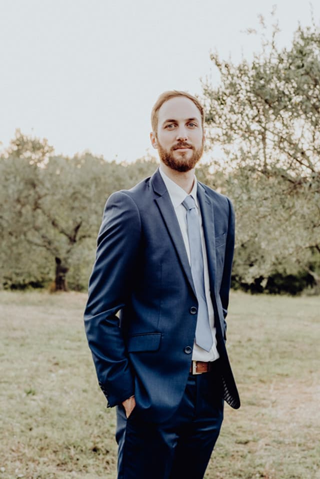 Groom