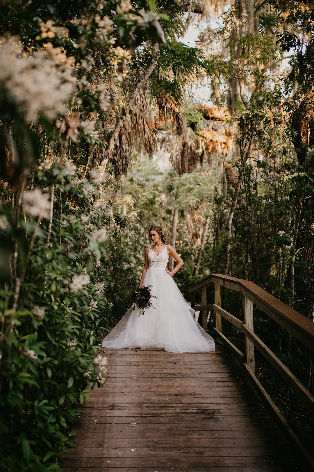 Dark and Dreamy Backyard Wedding in Sarastoa by Arianna Fallacaro photo 2