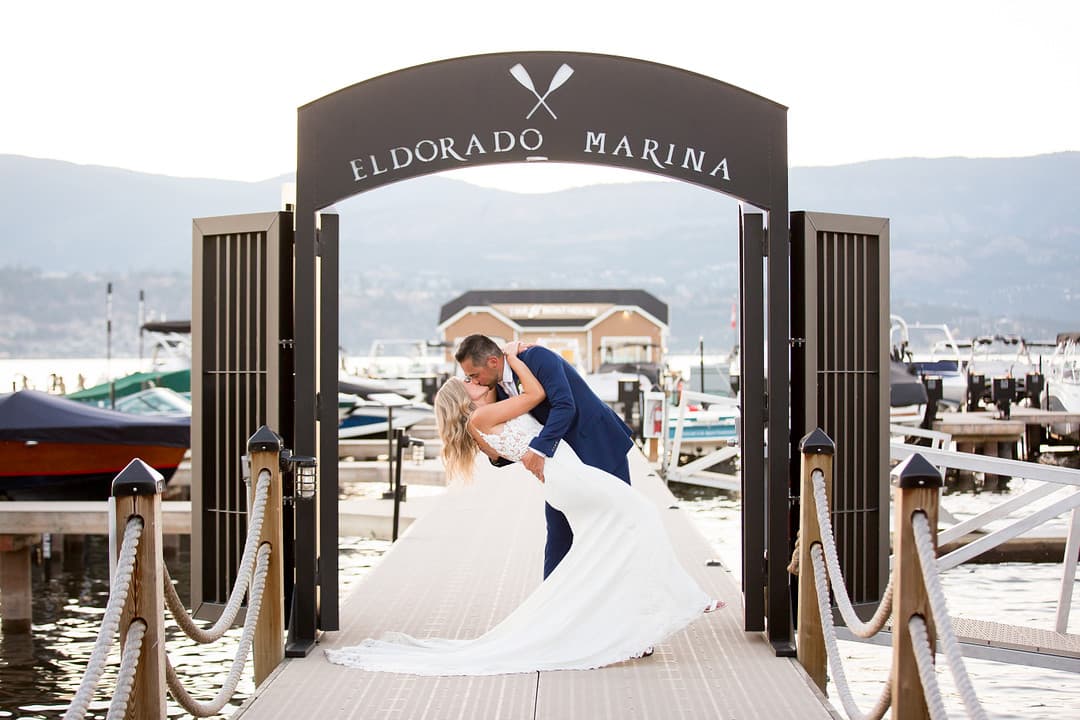 Lakeside Eldorado Resort Wedding in Kelowna by Cassandra Heinzman