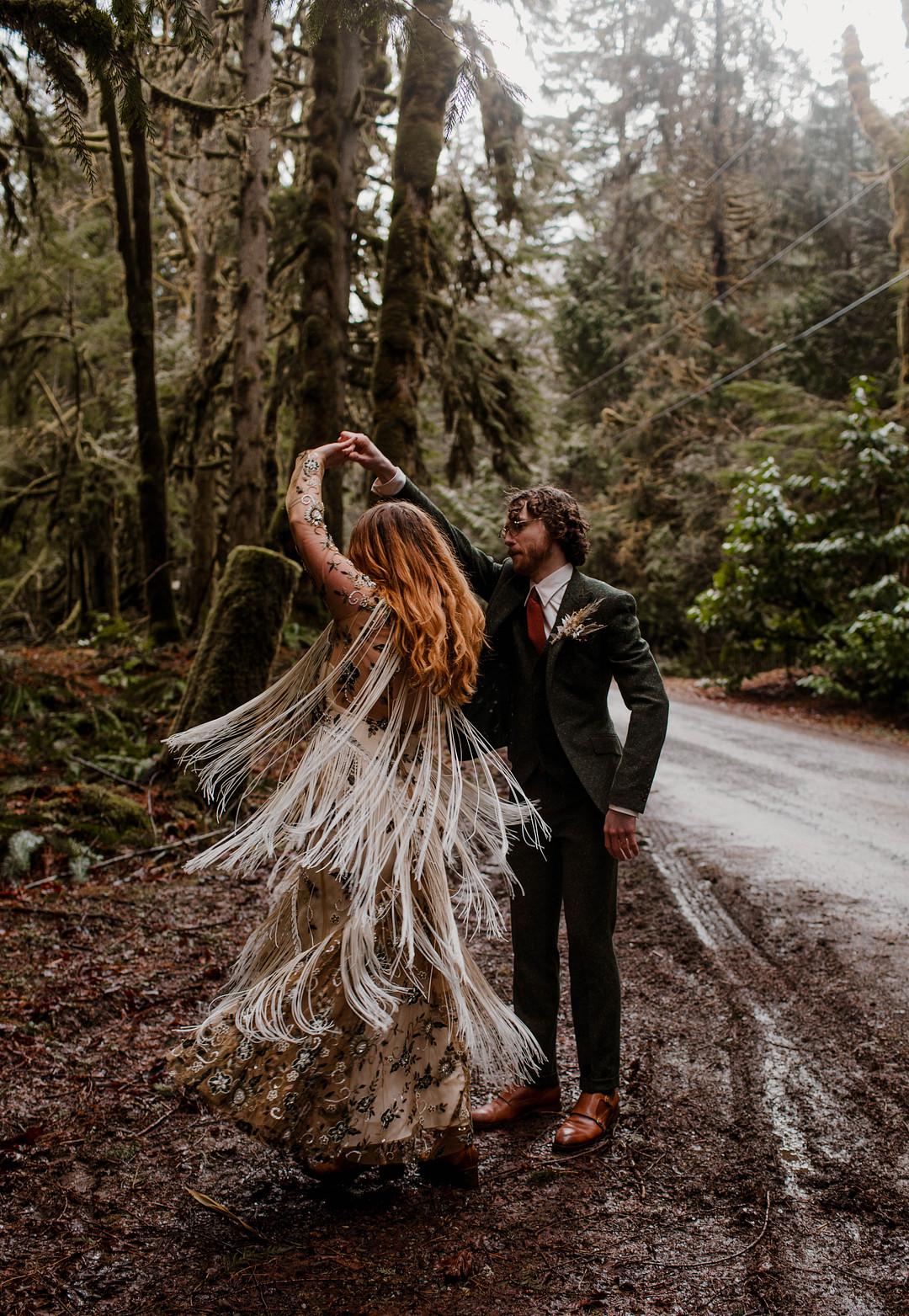 Forest Elopement in Skykomish by Tiffany Fringer photo 4