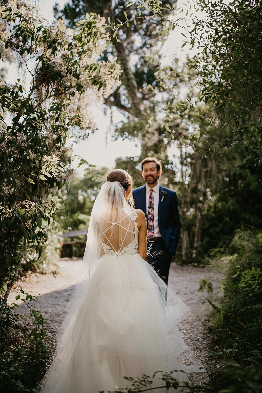 Dark and Dreamy Backyard Wedding in Sarastoa by Arianna Fallacaro photo 5