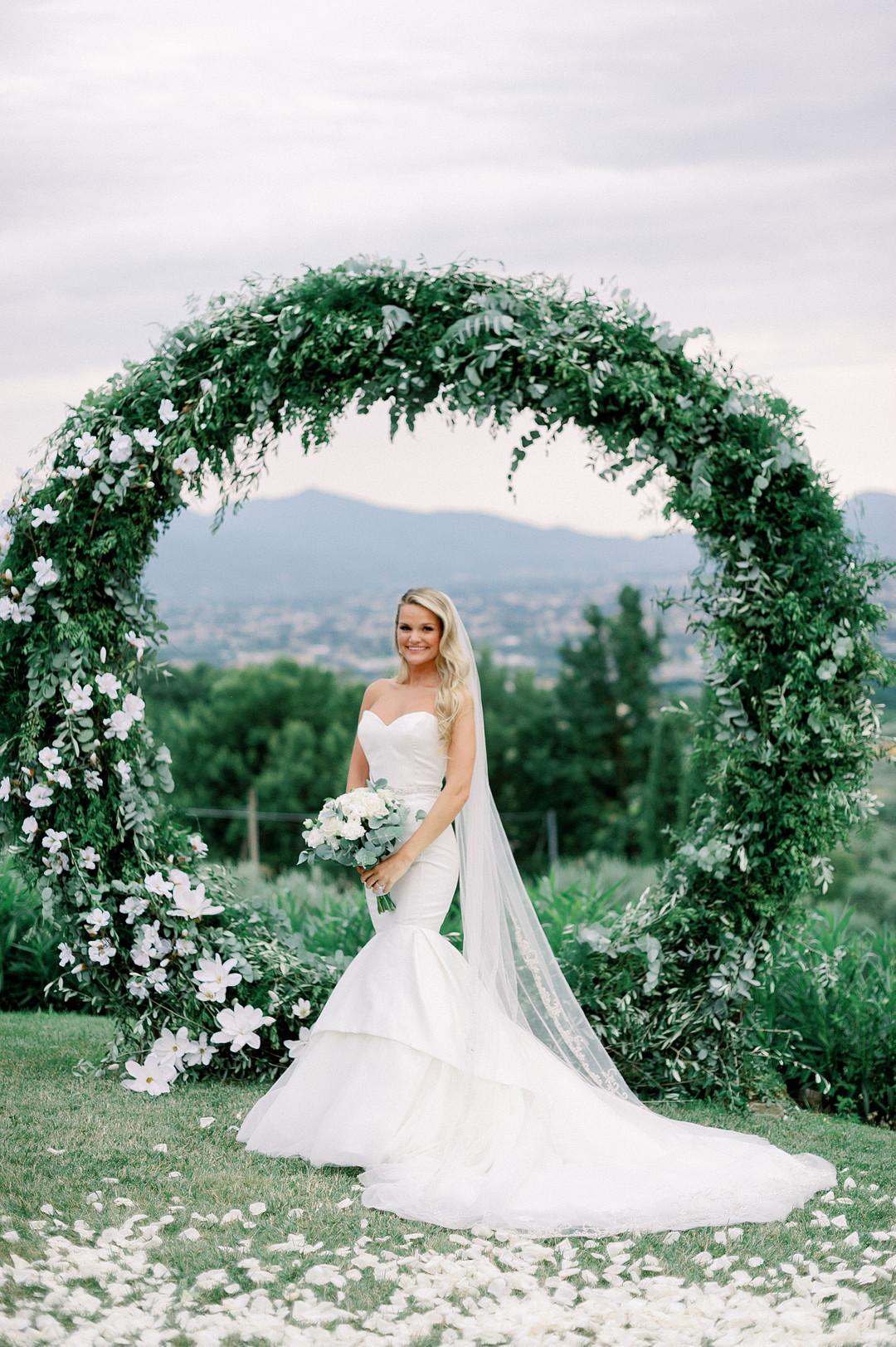Relaxed Country-Chic Wedding in Tuscany by Linda Nari photo 5