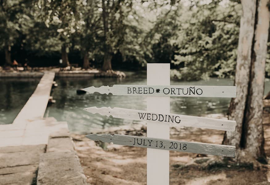 Intimate Wedding in San Marcos River by Nikkolas Nguyen photo 2