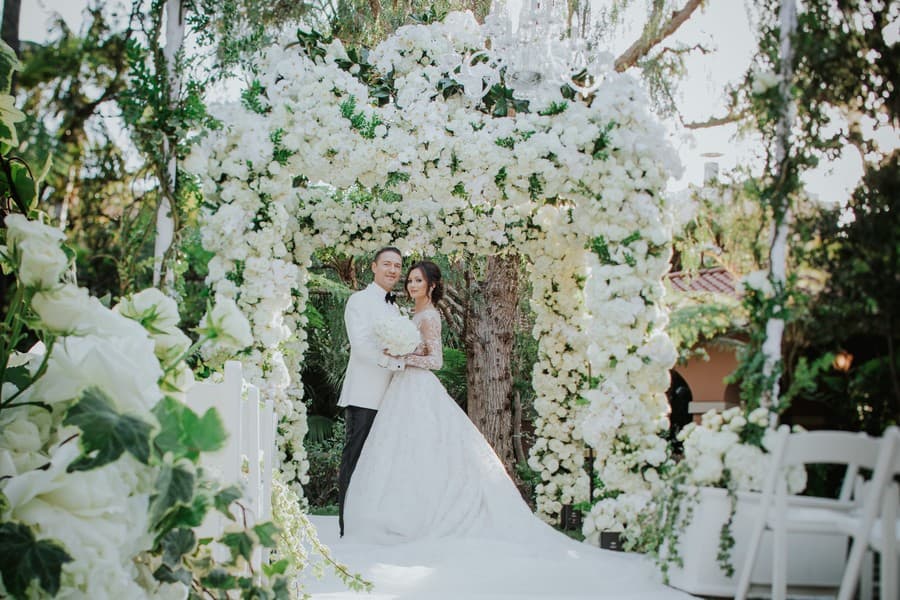 Princess Bride and Greenery Wedding in Los Angeles by Elena Shumaneva