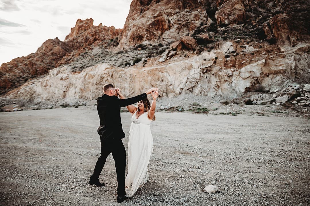 Elopement in the Desert in Fort Mohave by Ashley Maura photo 4