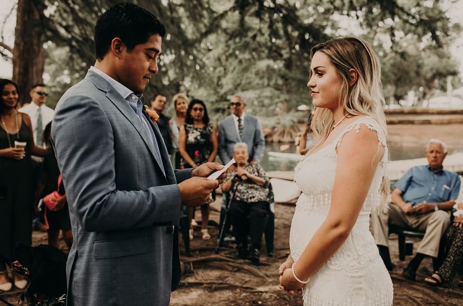 Intimate Wedding in San Marcos River by Nikkolas Nguyen photo 3