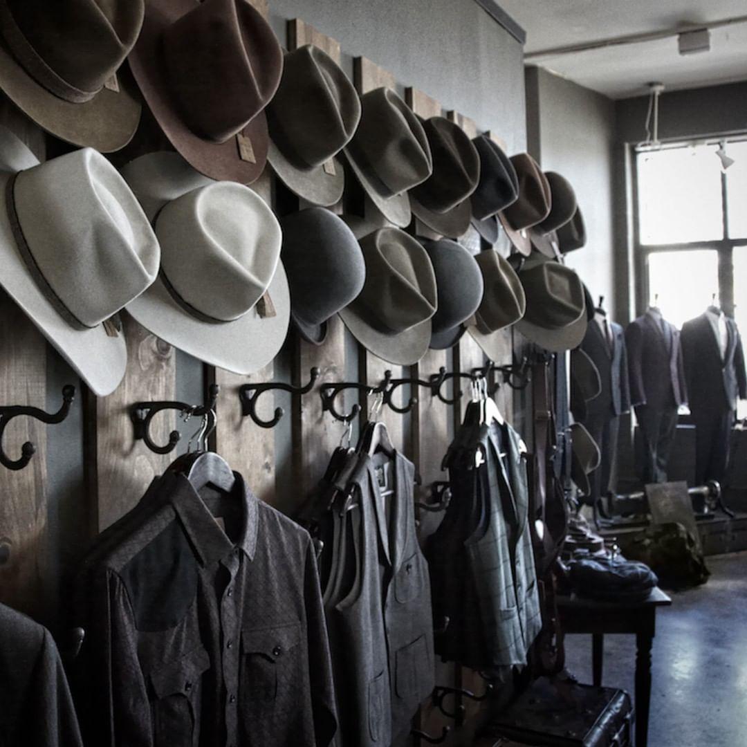Bykowski Tailor & Garb portfolio 1