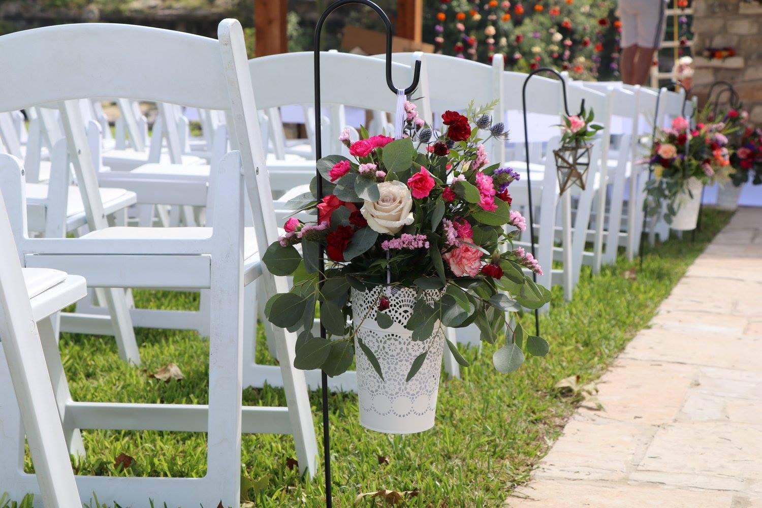 Pluma Blanca Wedding Floral Design