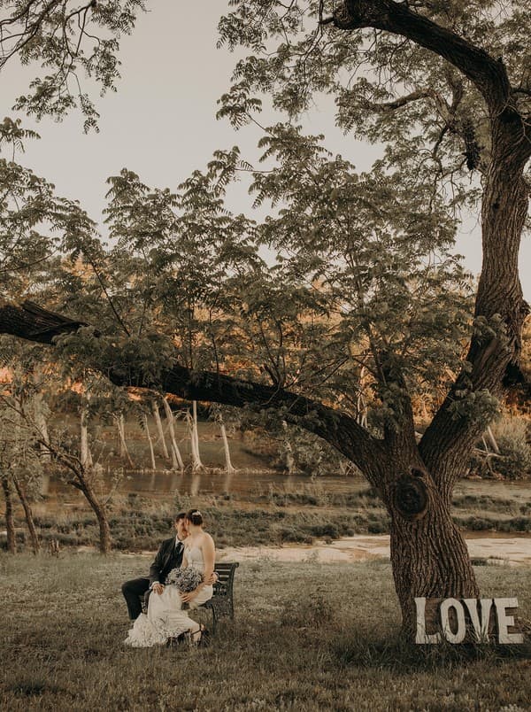 Intimate Lakeside Wedding in Wimberley by Nikkolas Nguyen photo 4