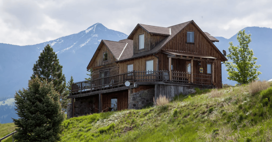 The Yellowstone House portfolio 1