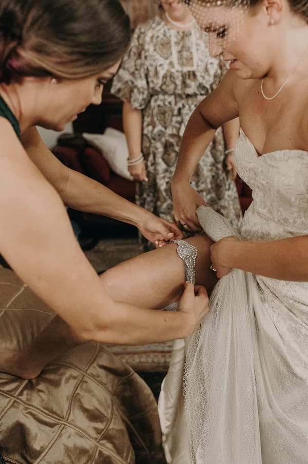 Rustic Texas Wedding in Paige by Nikkolas Nguyen 5