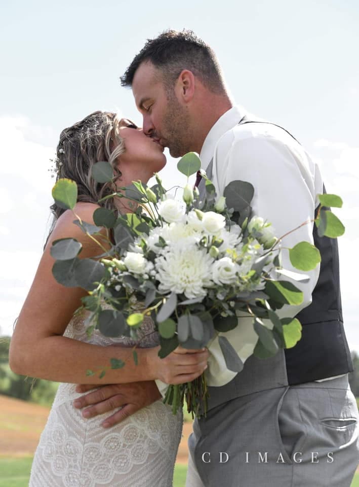 Tie the Knot Bouquet portfolio 2