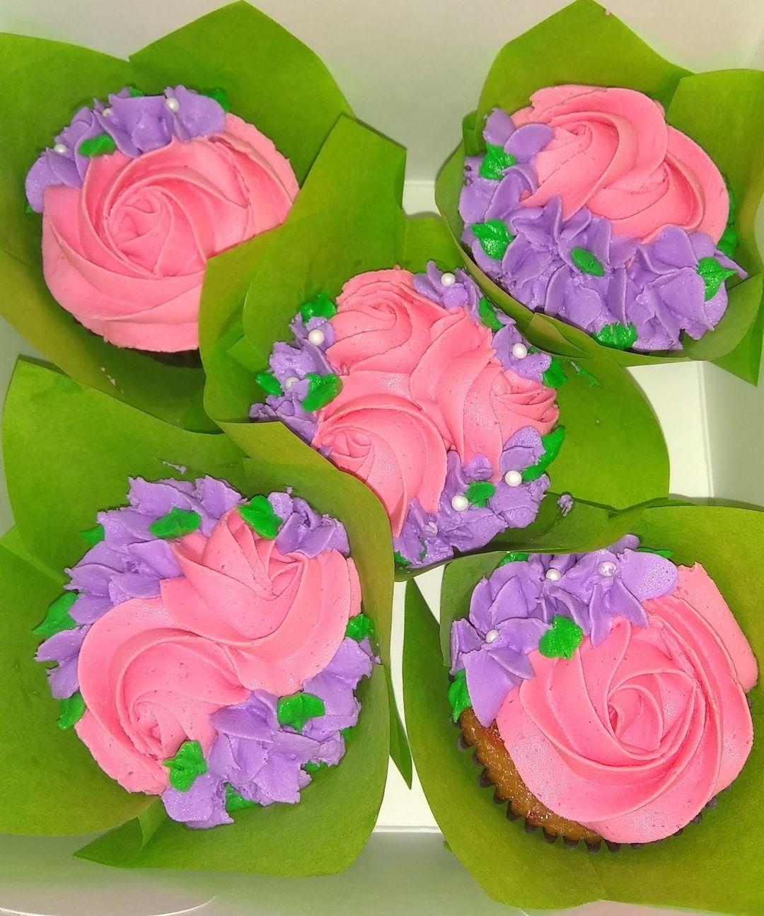 Fancy Cakes by Staci portfolio 3