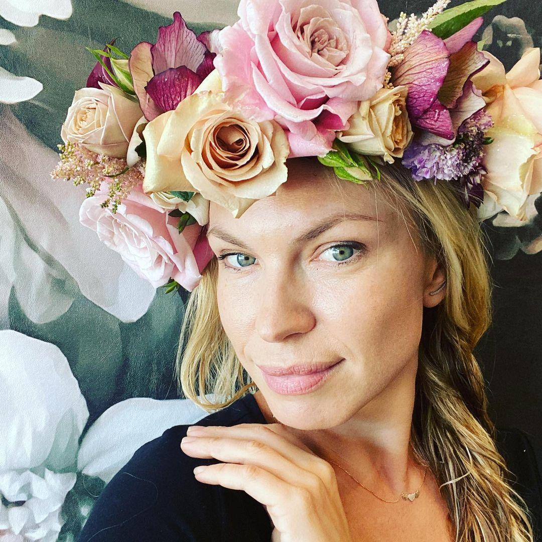 Victoria Blooms