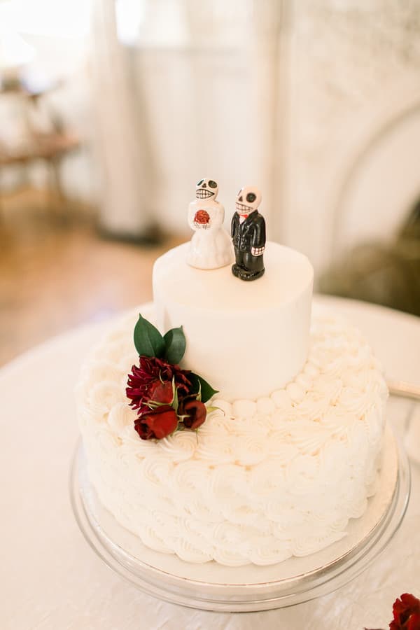 Moody Non Traditional Micro-Wedding in New Orleans by Theresa Matherne photo 3