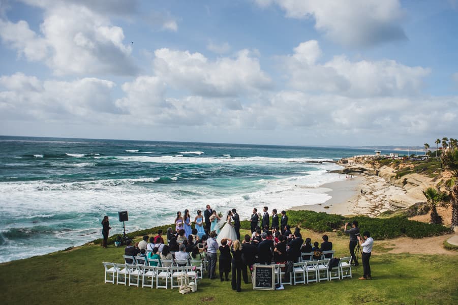 Romantic Beach Wedding in San Diego by Mantas Kubilinskas photo 4