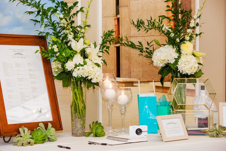 Guest Table