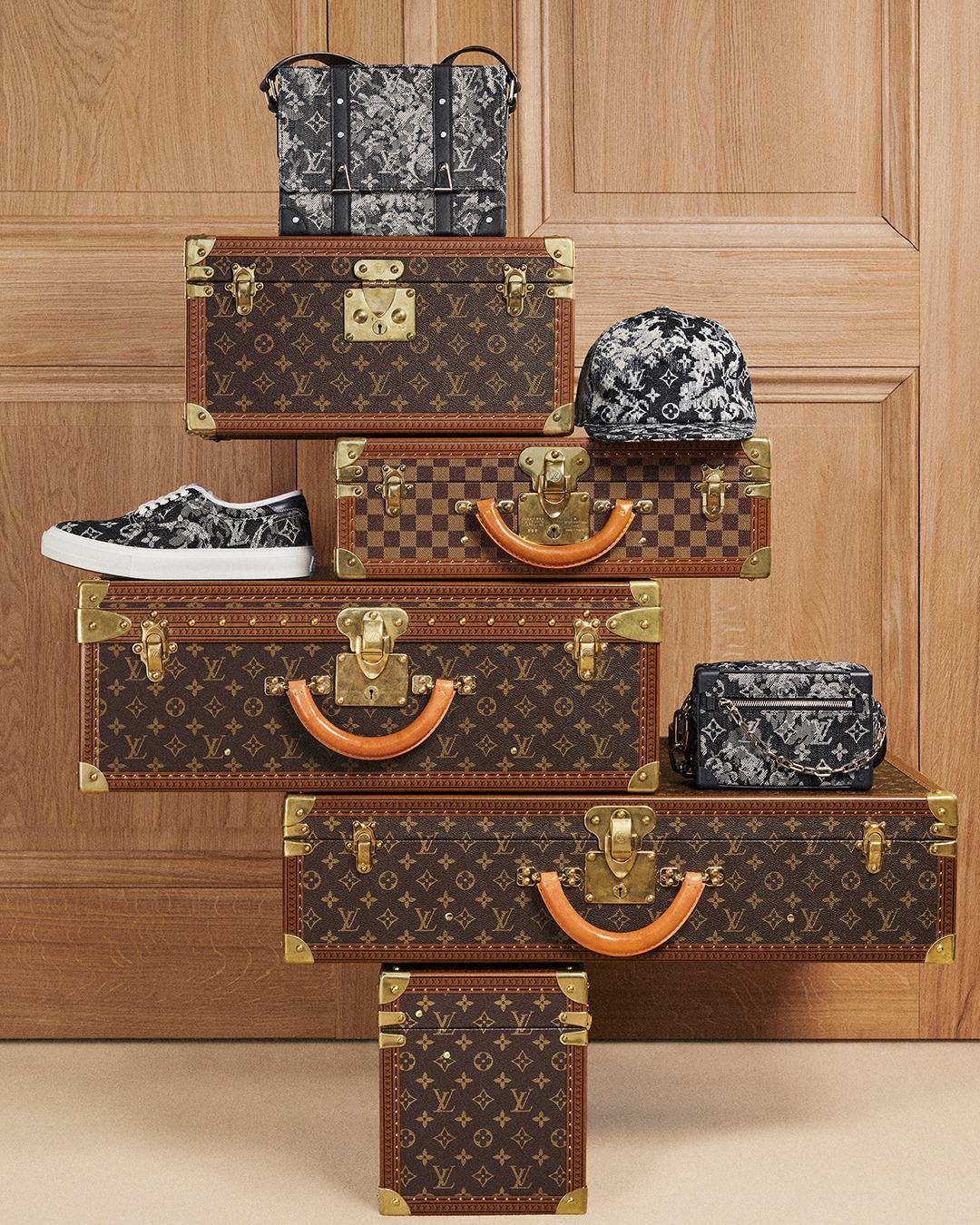 Louis Vuitton portfolio 2