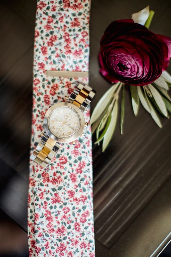 Groom's Accessories