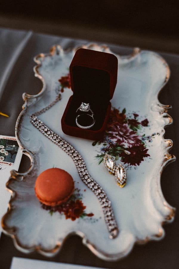 Romantic Summer Vineyard Wedding in Purcellvile by Brooke Silverman photo 5