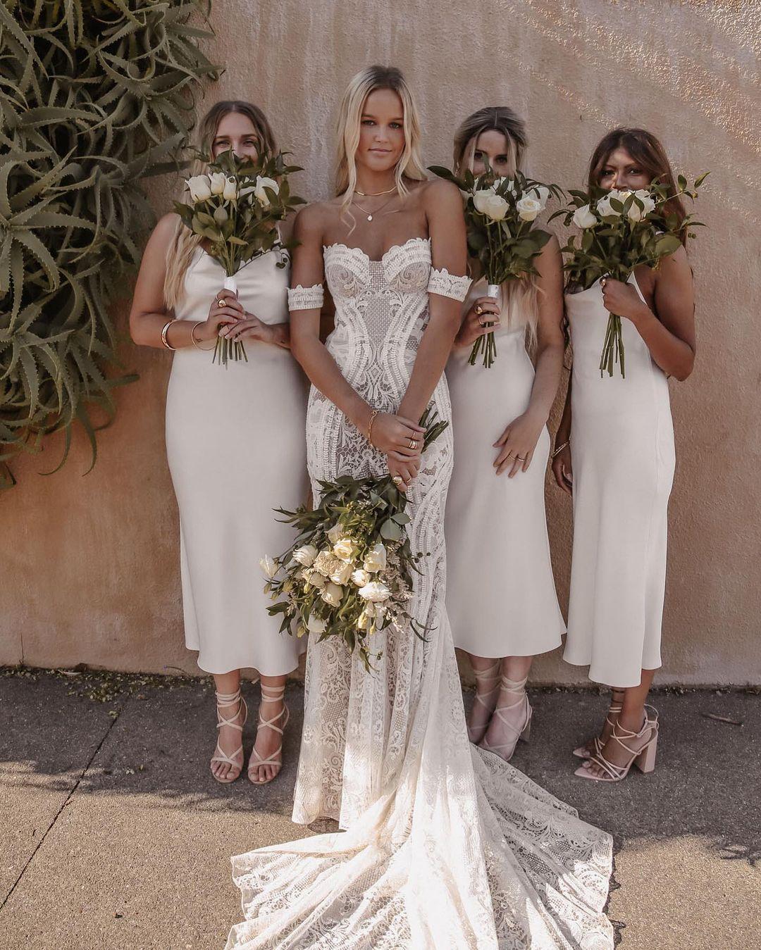 Louvienne by Lovely Bride portfolio 3