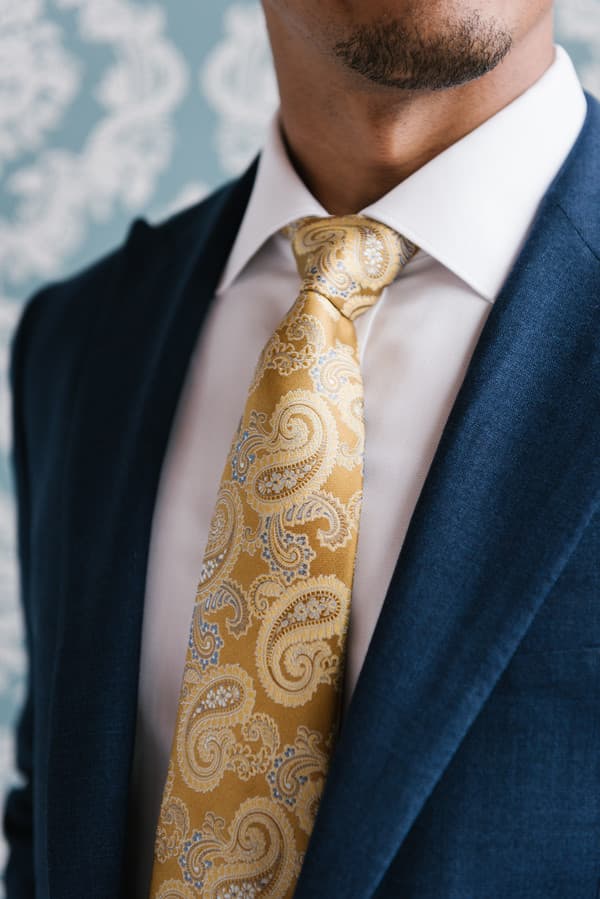 Tie