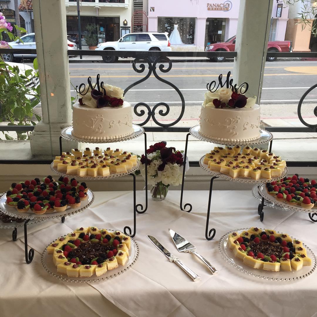 Christine Dahl Cakes