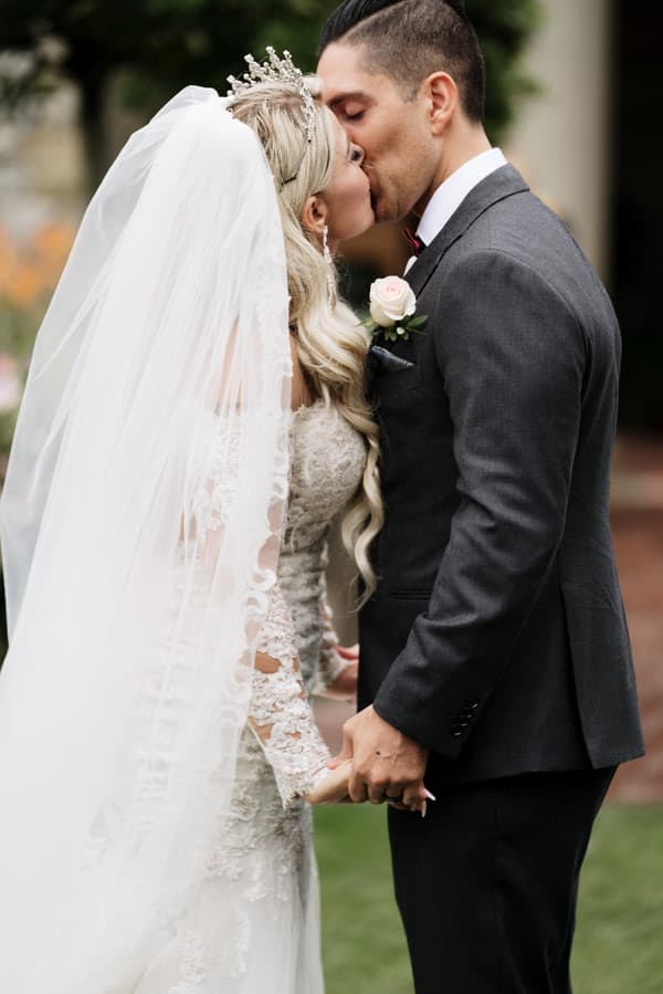Elegant Castle Wedding in Victoria by Ross Kyker photo 5