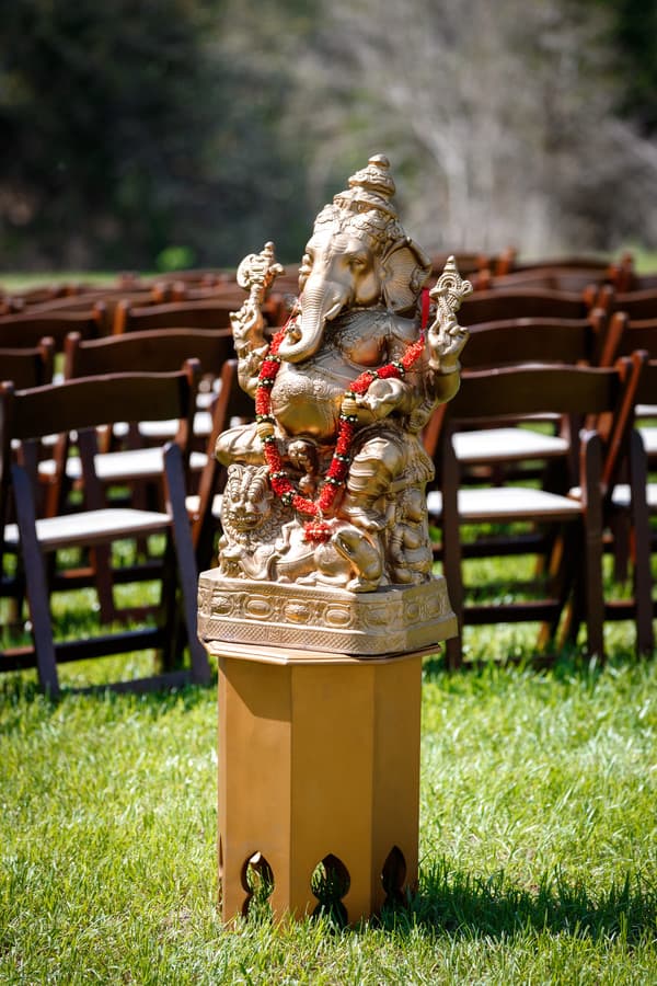 Statue