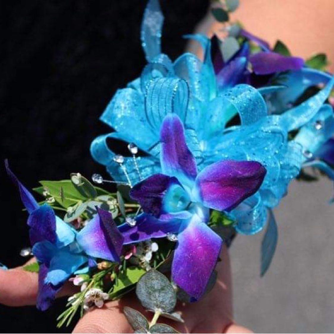 Creative Design Flowers and Gifts portfolio 2