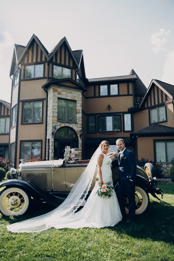 Summer Elegance Mansion Wedding in Freeport by Allisha Olechovski