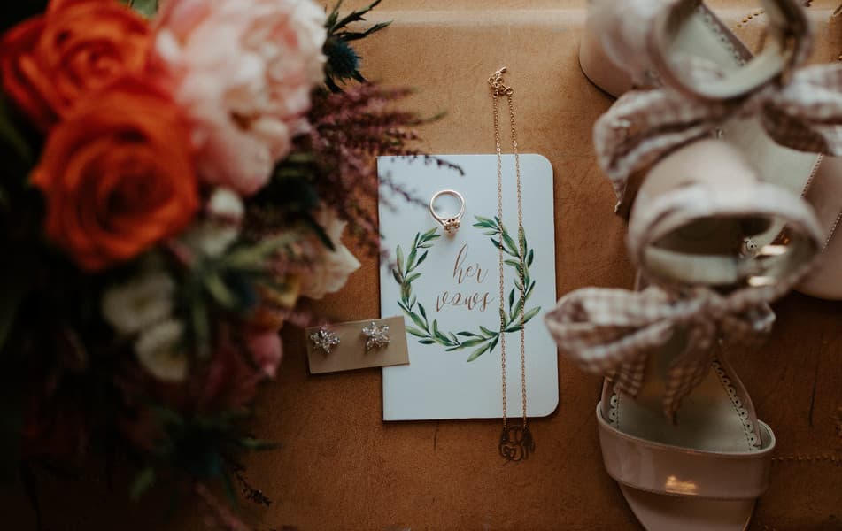 Bride's Accessories