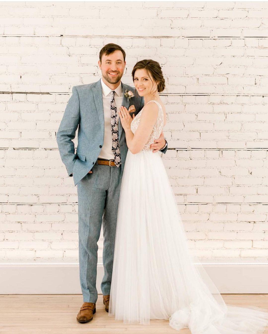 Miranda's Vintage Bridal portfolio 1
