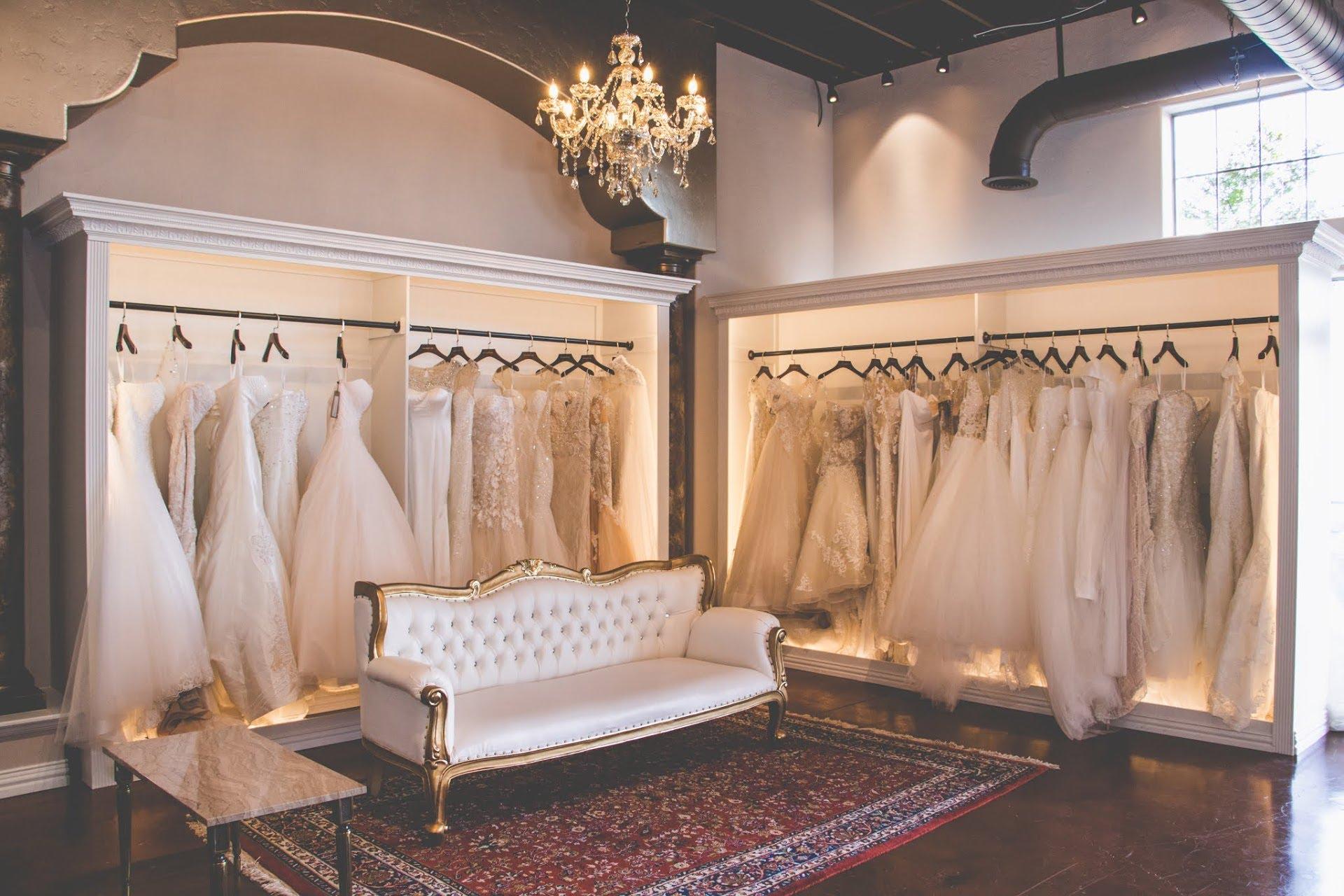 Elizabeth Lee Bridal Boutique portfolio 3