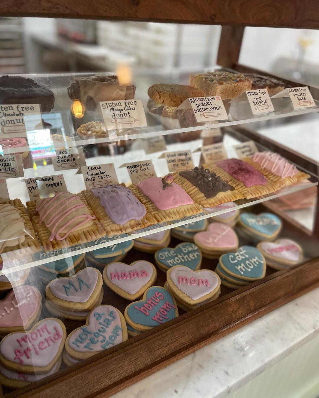 Crust Vegan Bakery portfolio 3