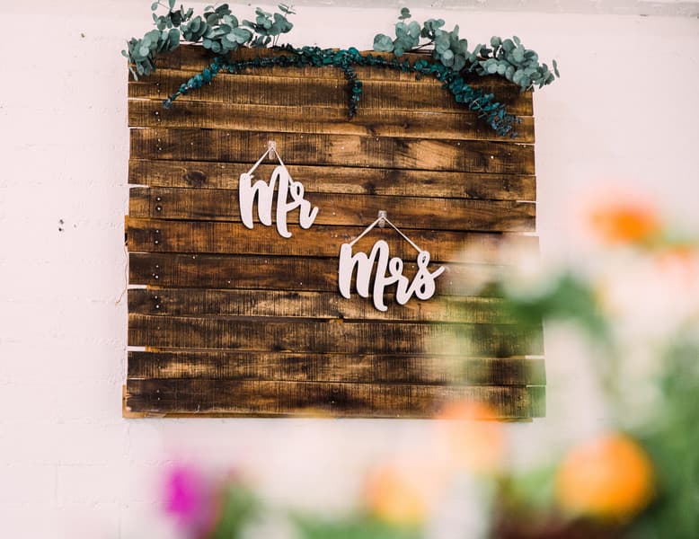 Mr & Mrs Decoration