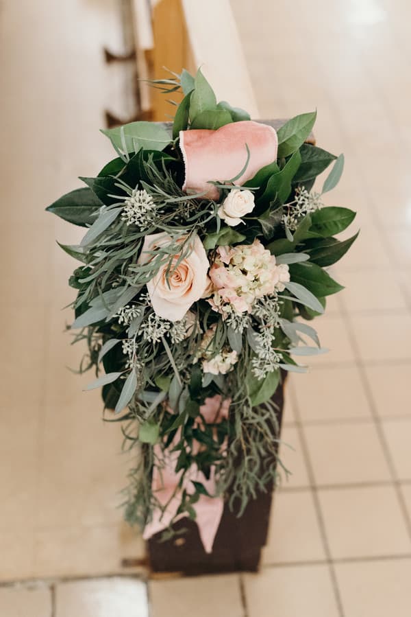 Aisle Decor