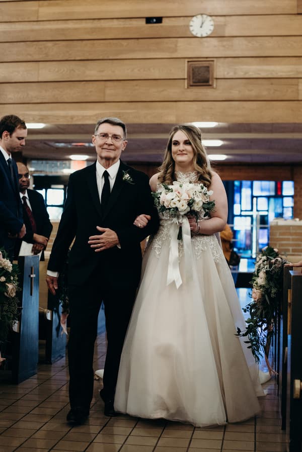 Magnificent Winter Wedding in Hudson by Suzanne Price photo 2