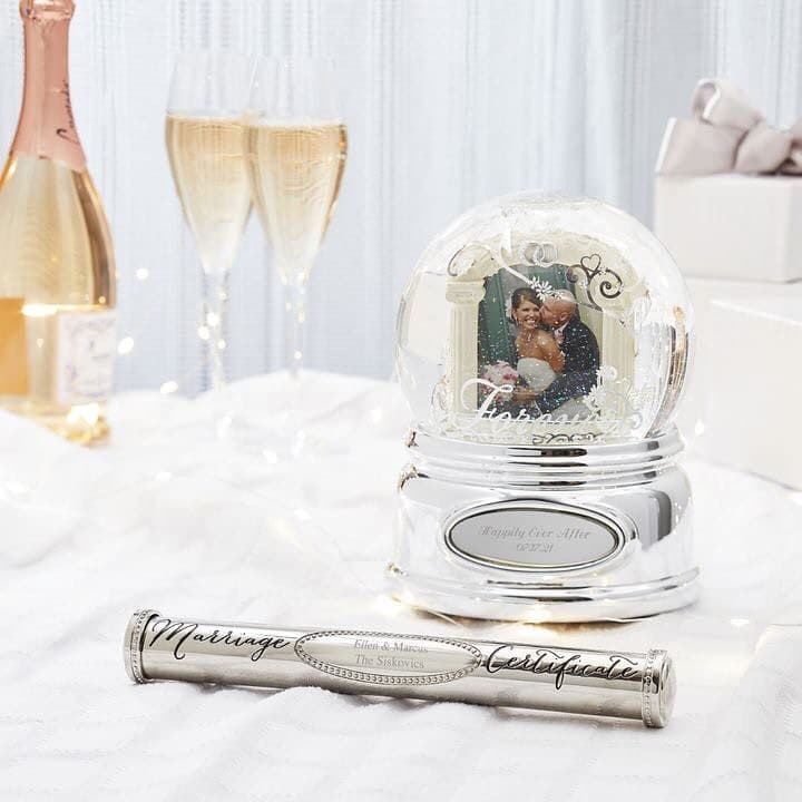 12 Personalized Gifts for Every Couple