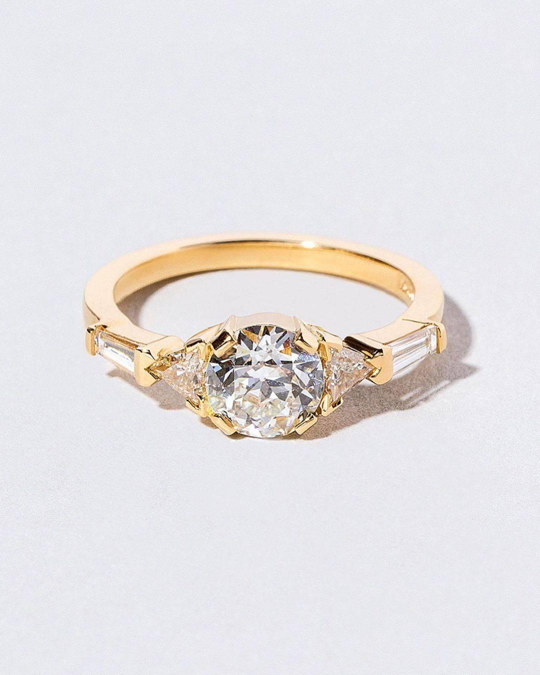 Mociun Jewelry